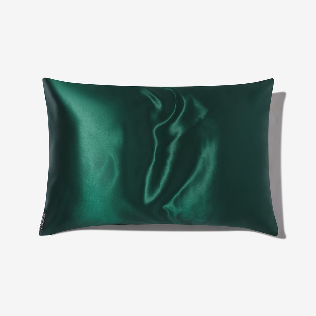 Forest green silk pillowcase with slight crease and silk sheen - Dented pillowcase#color_forest-green