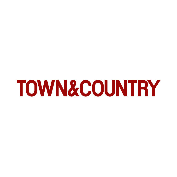 Town & Country Editor Names Clementine Their Favorite Silk Pajama Set  loading=
