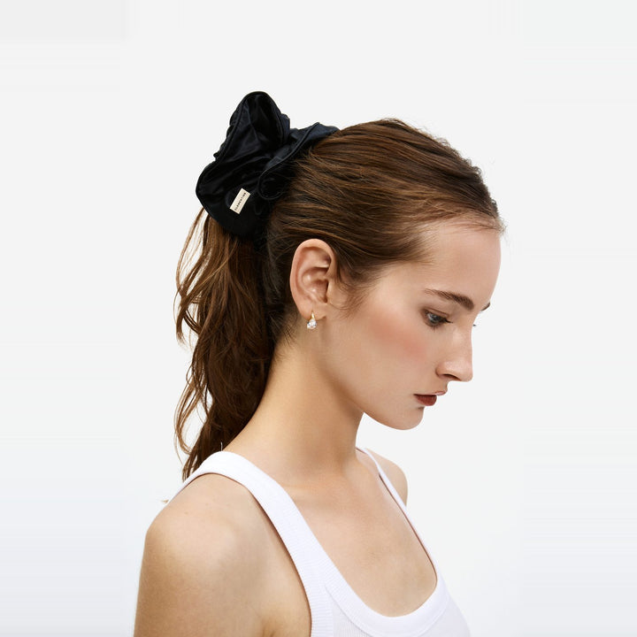 #color_black-piped