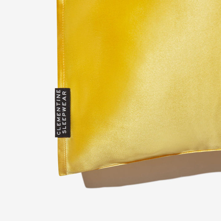pillowcase corner#color_lemon