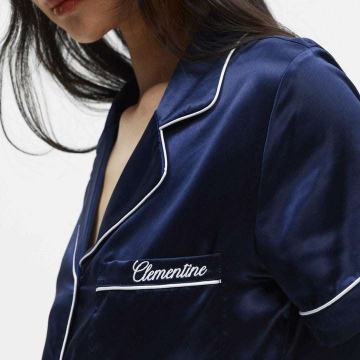 #color_navy-blue-and-white
