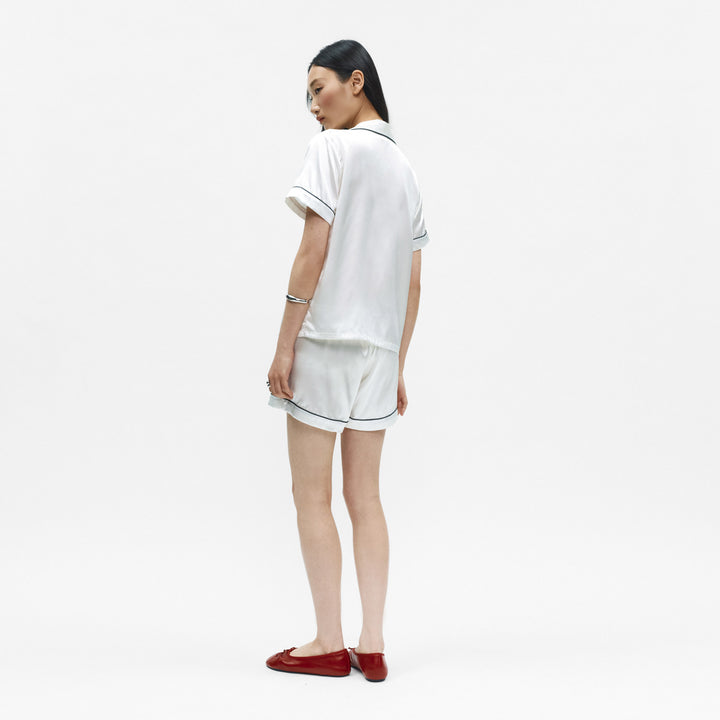 #color_pearl-white-and-black