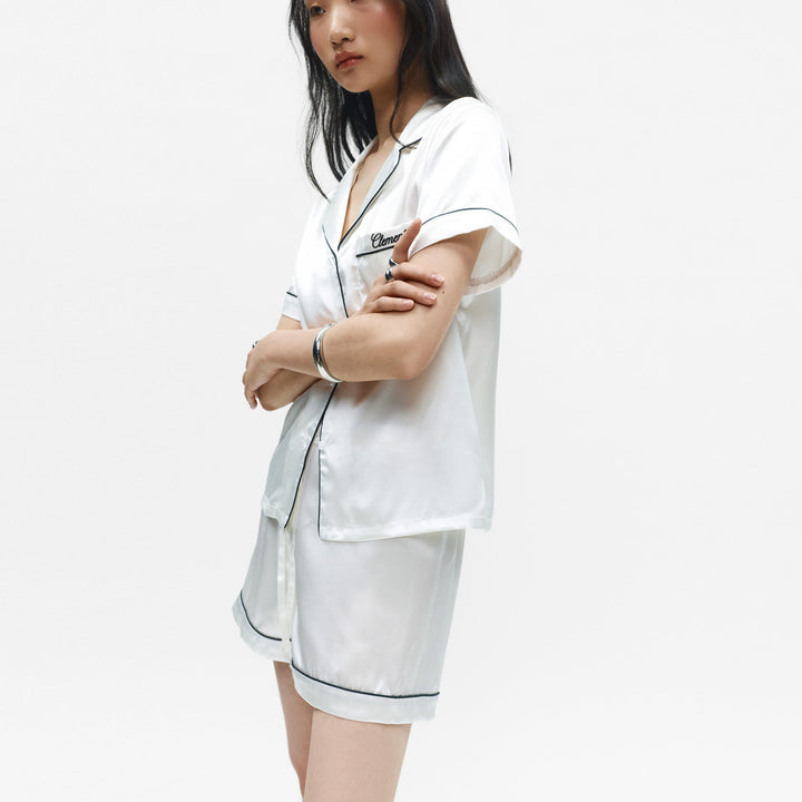 #color_pearl-white-and-black