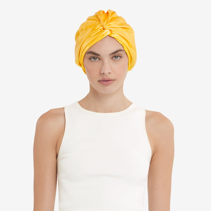 Bonnet on hair tucked in#color_lemon