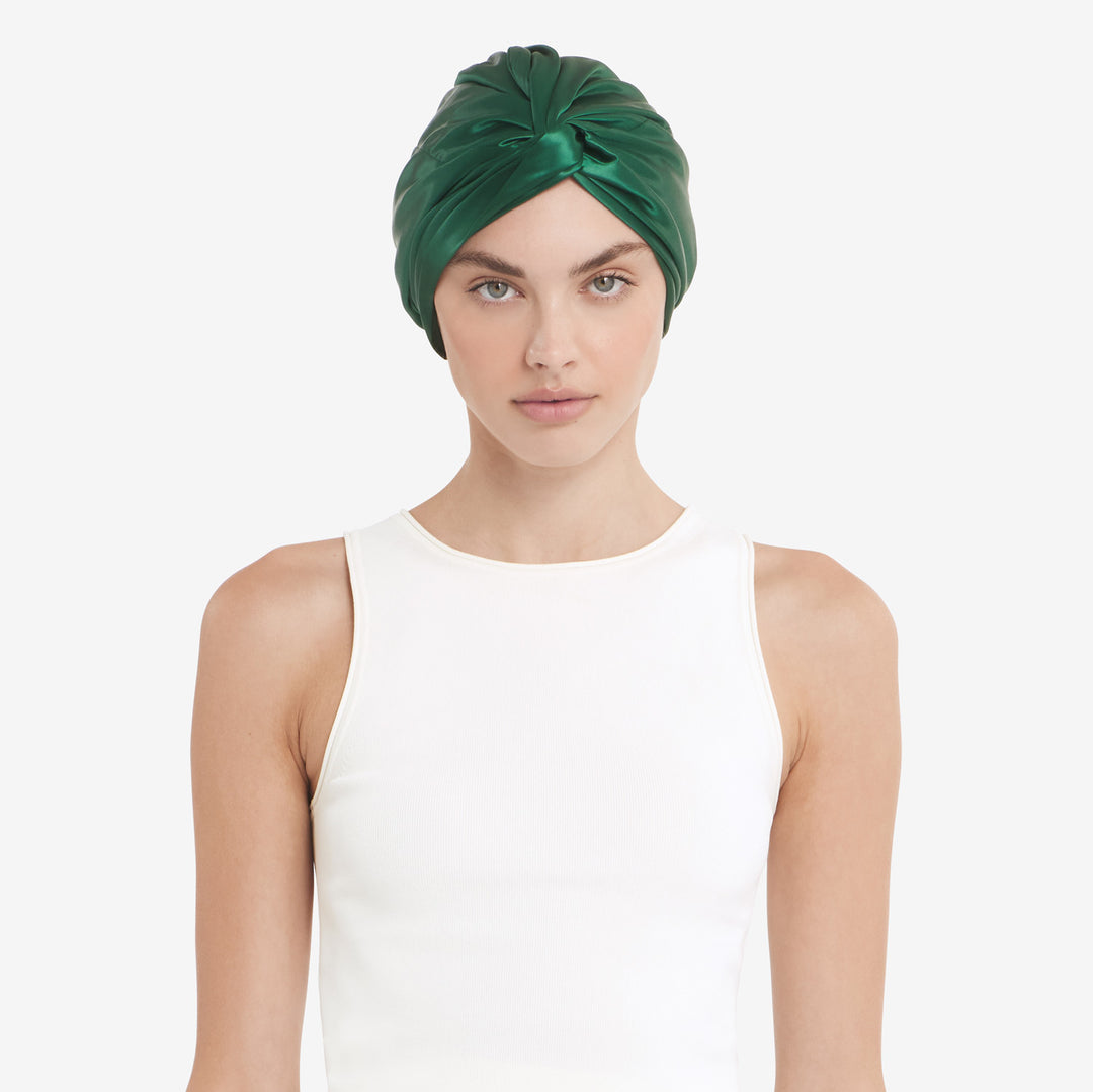 Bonnet hair tucked in front#color_forest-green
