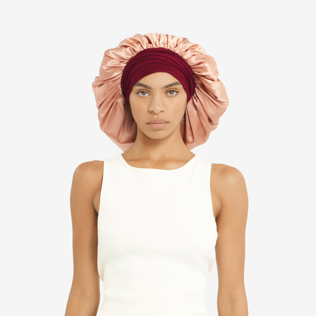 facing front Xl bonnet on peach
