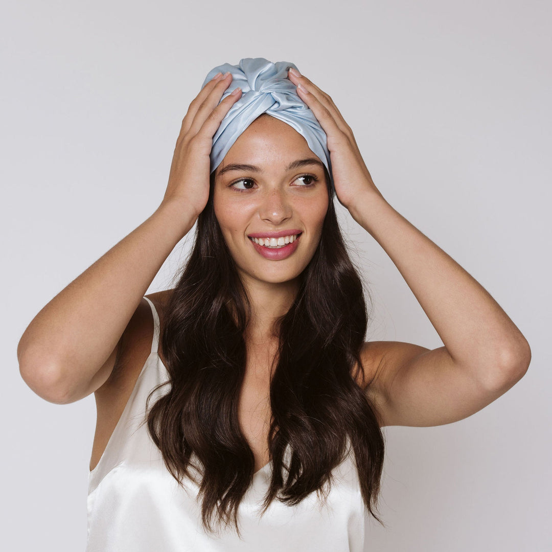hands on organic blue hair bonnet#color_sky-blue