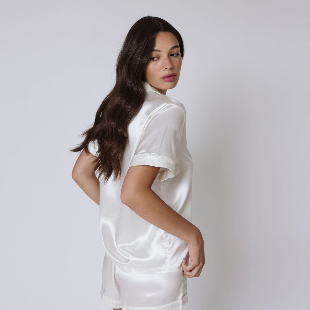 Organic silk white pajama set short sleeve#color_pearl-white